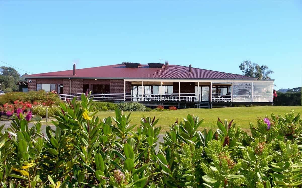 Foster Golf Club hero